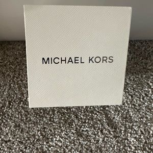 Brand new Women’s Michael Kors Watch. Never worn. Still in Original box.